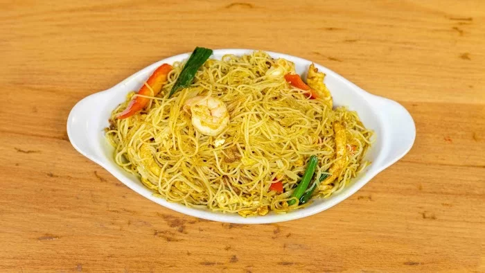 OLLIE’S NOODLE SHOP & GRILLE 1