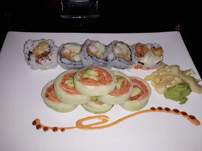 Ozen Sushi Asian Fusion 3