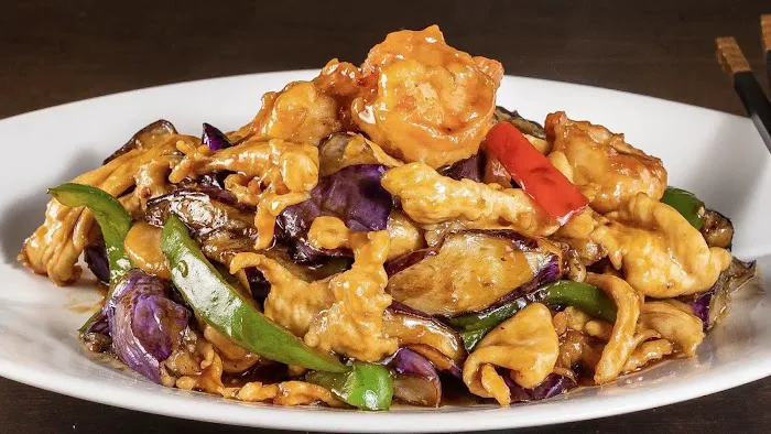 Zen's Chinese Food & Catering 1
