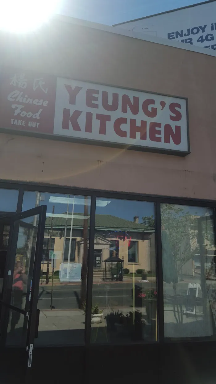 Yeung's Chinese Kitchen 7