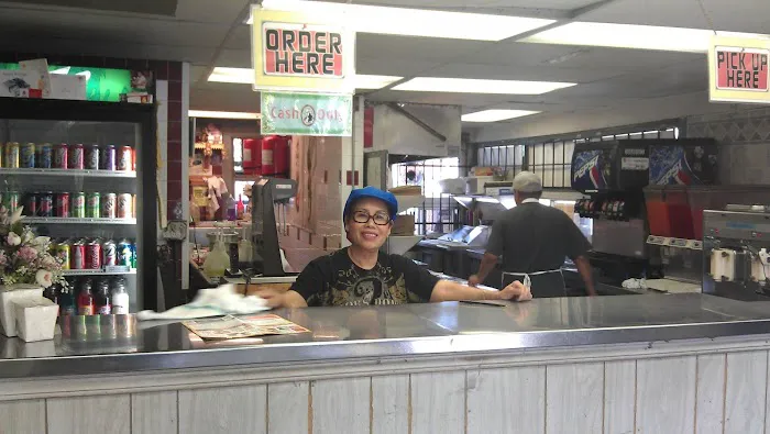 Al's Drive In 7