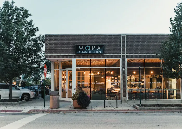 MORA Oak Park 3