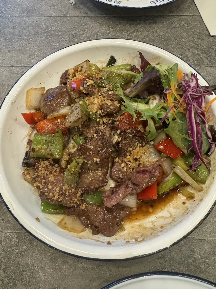 Che Thai Restaurant 8