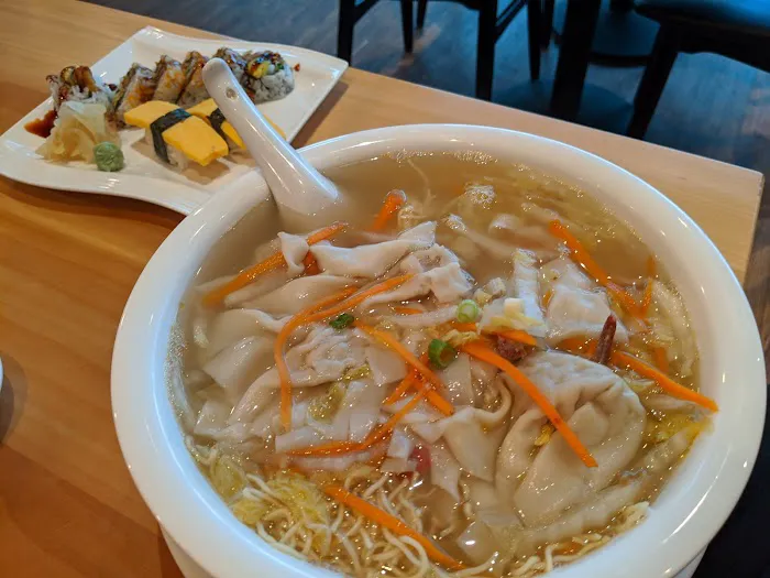 Little Wok - Evanston 9