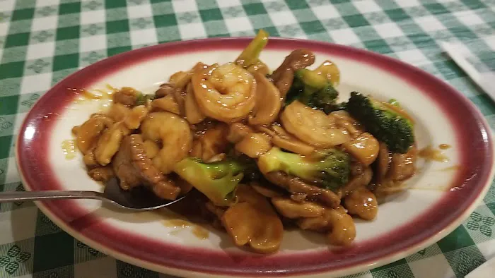 Hoa My Chinese Restaurant 5