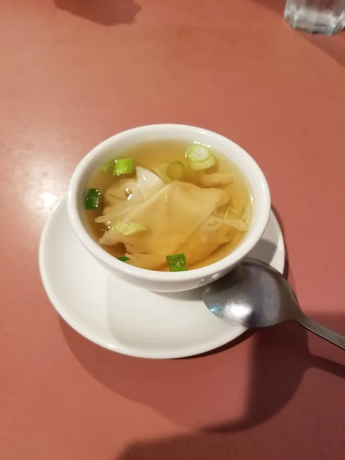 Lin's Mandarin Chinese & Asian Restaurant 3