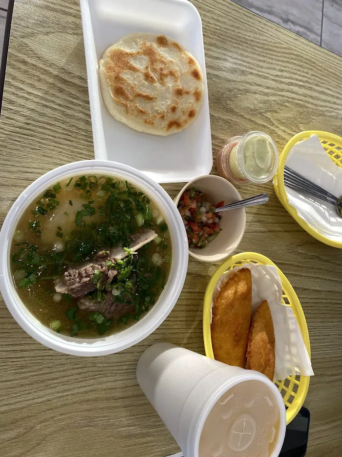 El Rinconcito Colombiano Latin Sushi Chinese kitchen 10