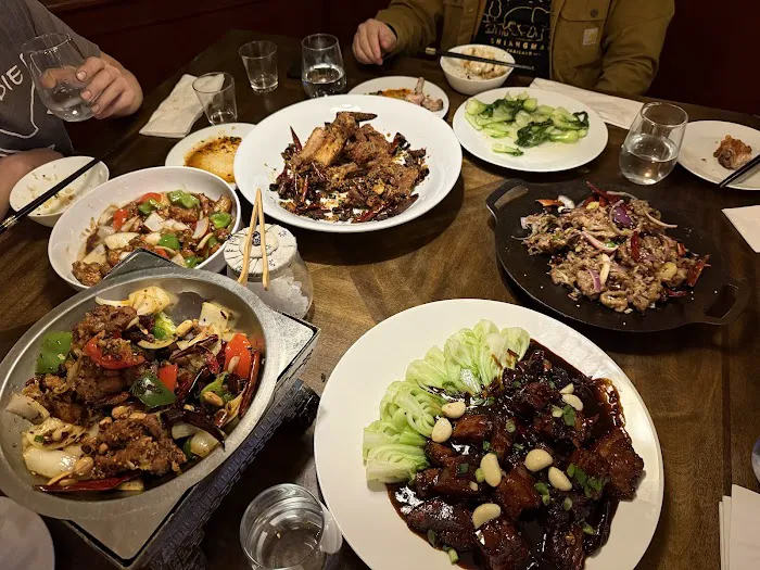 Chef Gong Chinese Restaurant 7
