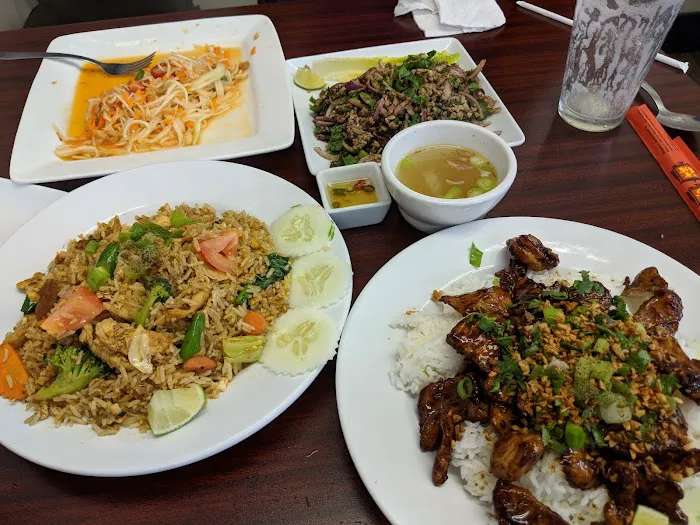 Naing Myanmar Family Restaurant 6