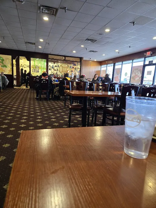 Hibachi Grill Sushi Buffet 7