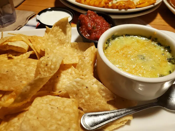 Applebee's Grill + Bar 8