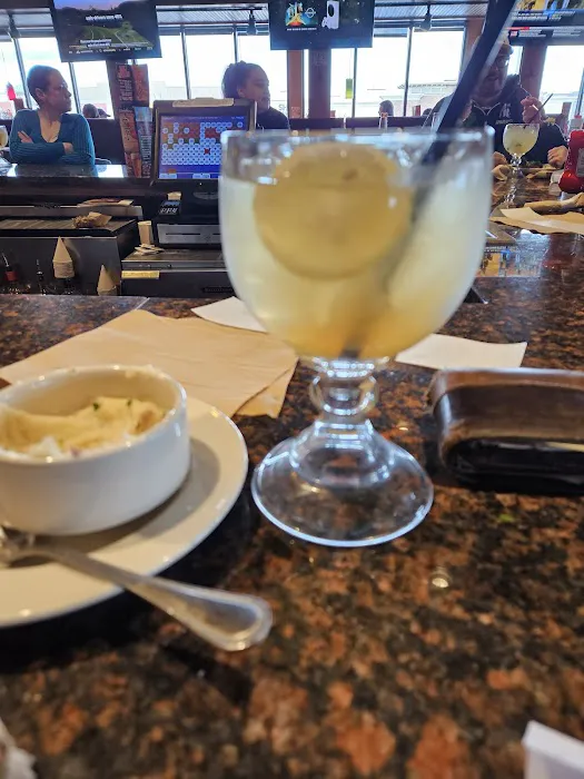 Applebee's Grill + Bar 3