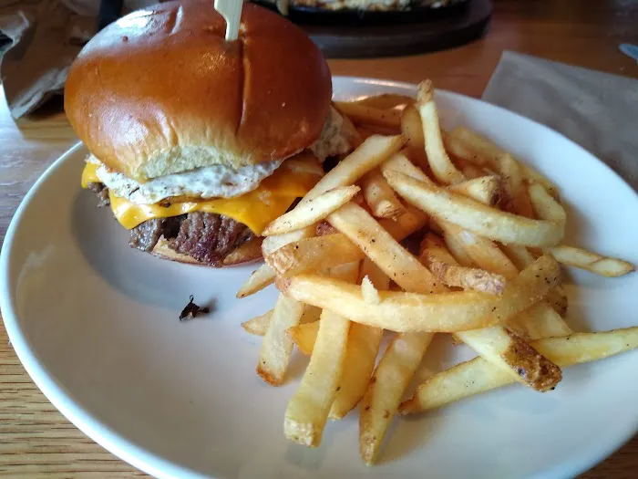 Applebee's Grill + Bar 2