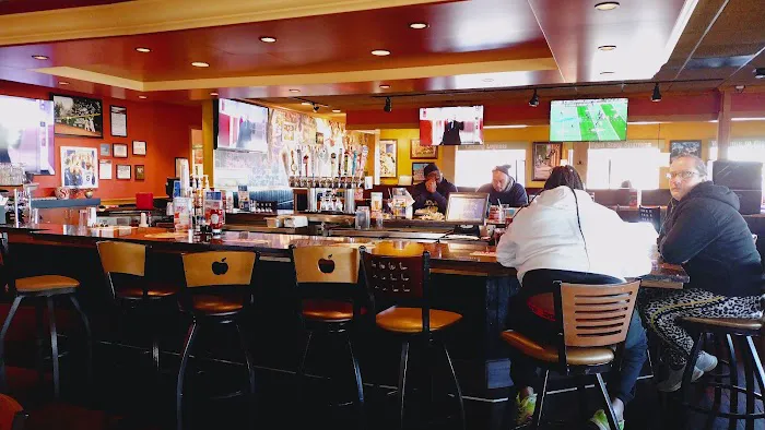 Applebee's Grill + Bar 3