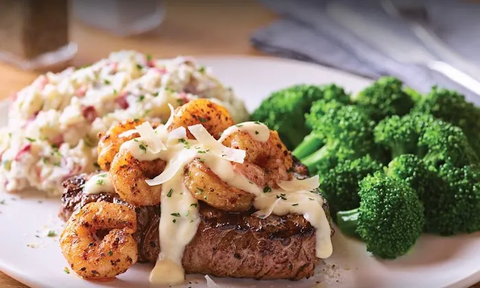 Applebee's Grill + Bar 2