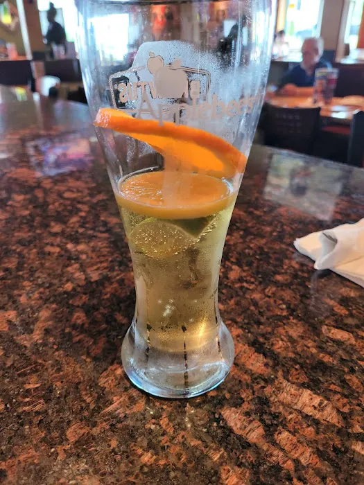 Applebee's Grill + Bar 6