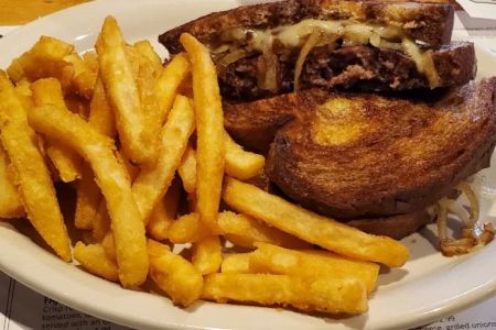 Leo's Lodge - Lansing, MI