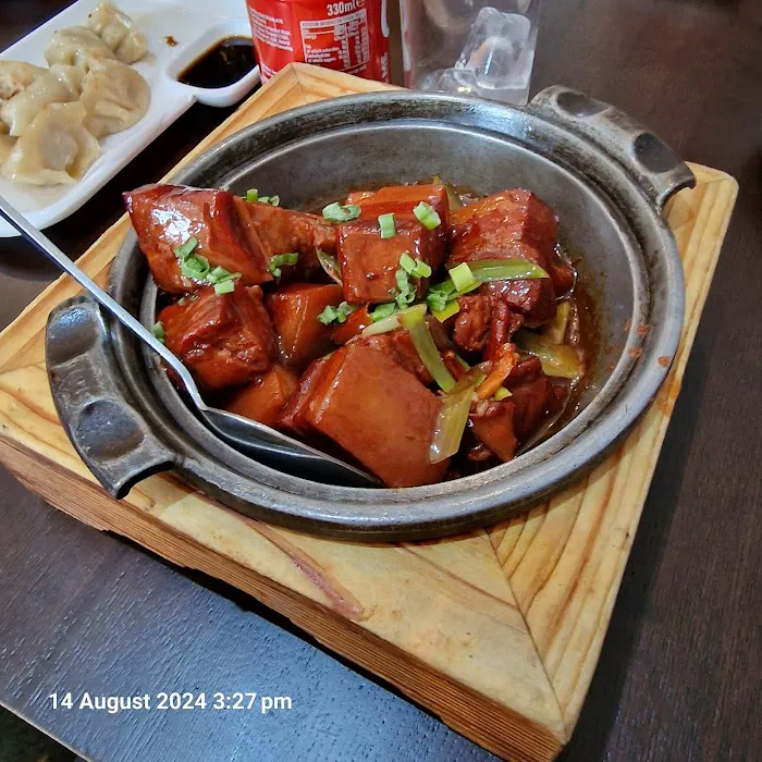 Home Chinese Restaurant 1