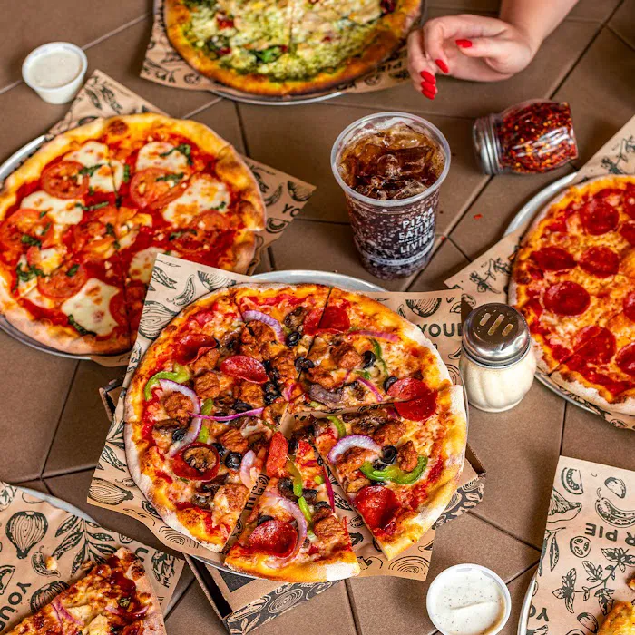 Your Pie Pizza 6