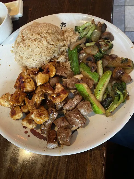 Kumo Hibachi & Sushi 4