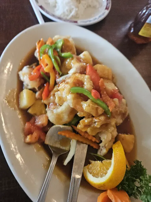 Thai Palace & Sushi Bar 5