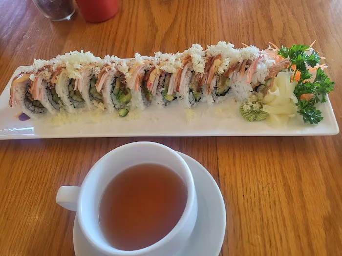 Thai Palace & Sushi Bar 4