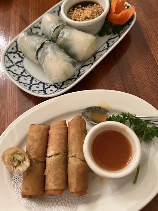 Thai Palace & Sushi Bar 8