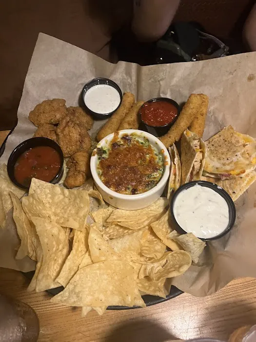 Applebee's Grill + Bar 5