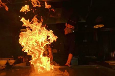 Sumo Japanese Steakhouse & Sushi Bar