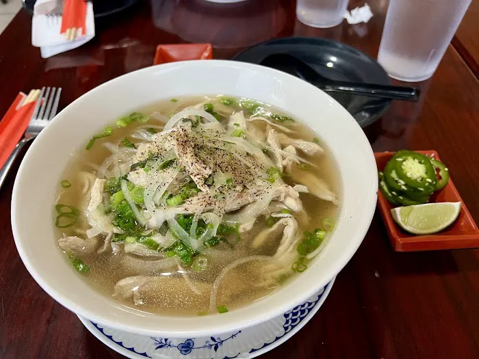 Hatsukoi Restaurant & Sushi Bar 6