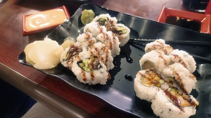 Hatsukoi Restaurant & Sushi Bar 9