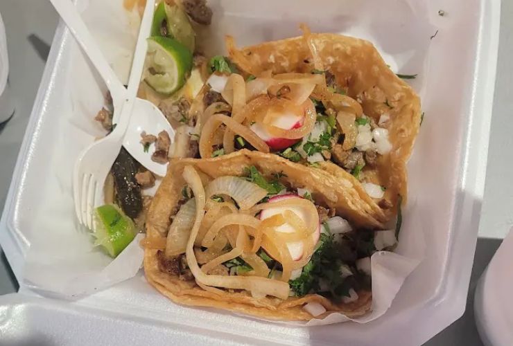 Chinatos Taqueria 0