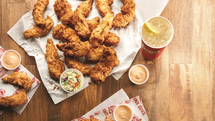 Raising Cane's Chicken Fingers 9