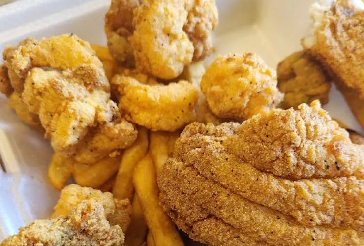 Mama's Seafood & Grill 1