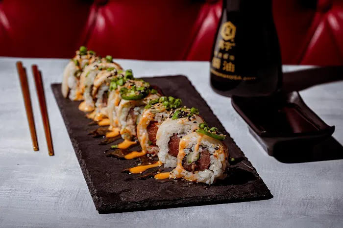 Rock N Roll Sushi 4