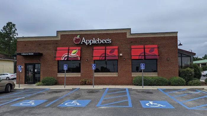 Applebee's Grill + Bar 4