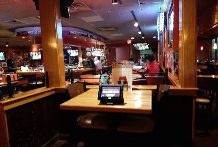 Applebee's Grill + Bar 2