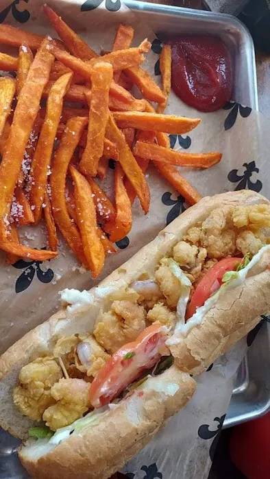 Long Beach Market & Deli 5