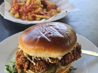 Long Beach Market & Deli 0