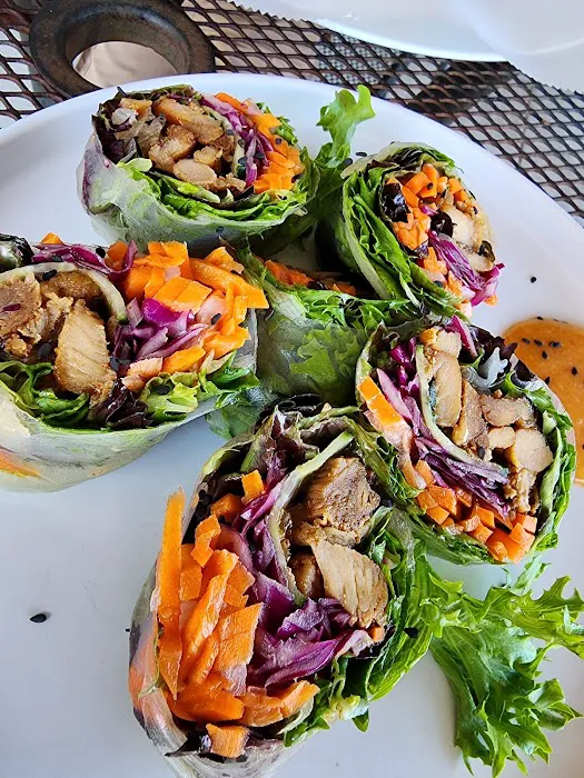 Long Beach Market & Deli 6