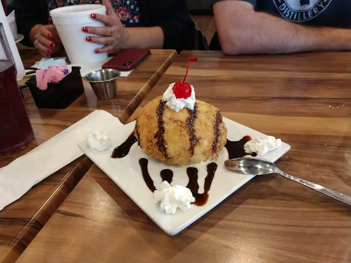 Basil's Café 7