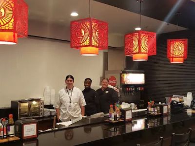 Lucky Noodle Bar 0