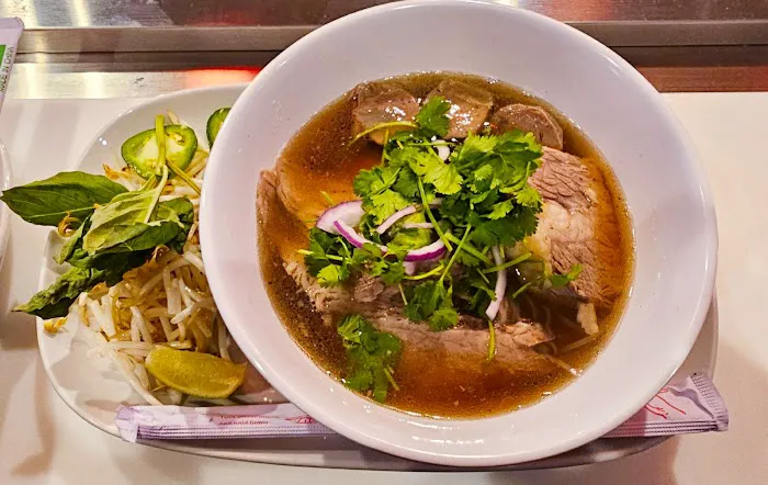 Lucky Noodle Bar 9