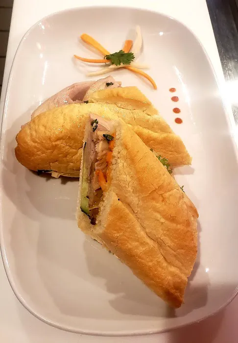 Lucky Noodle Bar 6