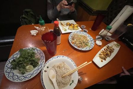 Sushilicious & Thai