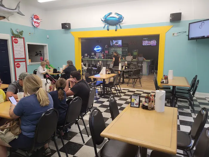 Lester's Seafood 8