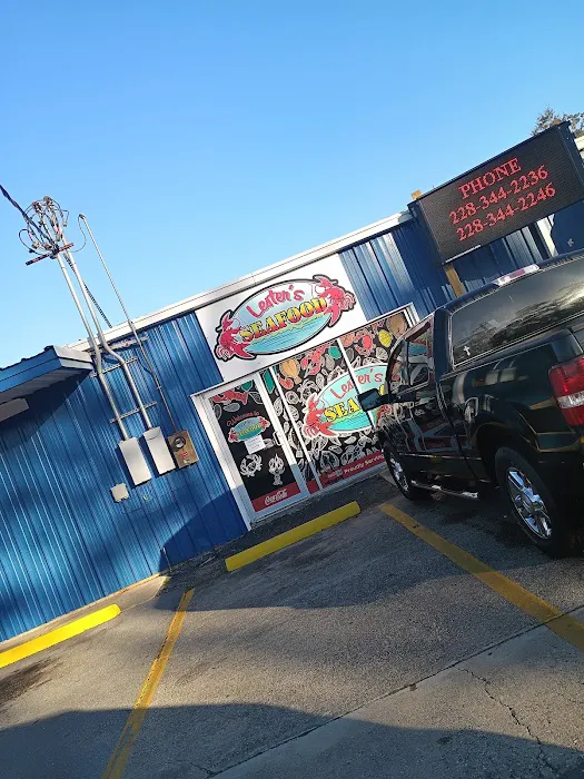 Lester's Seafood 3