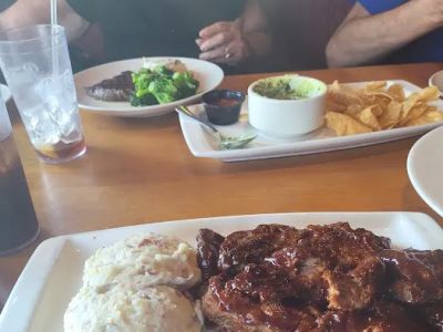 Applebee's Grill + Bar 0
