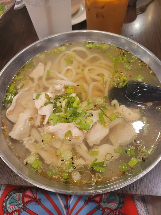 Zen Noodle Bar Temple Terrace 8