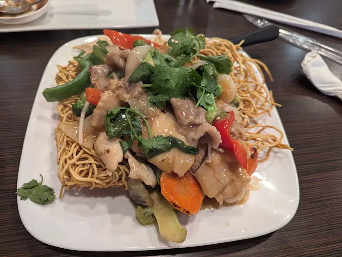 Zen Noodle Bar Temple Terrace 4